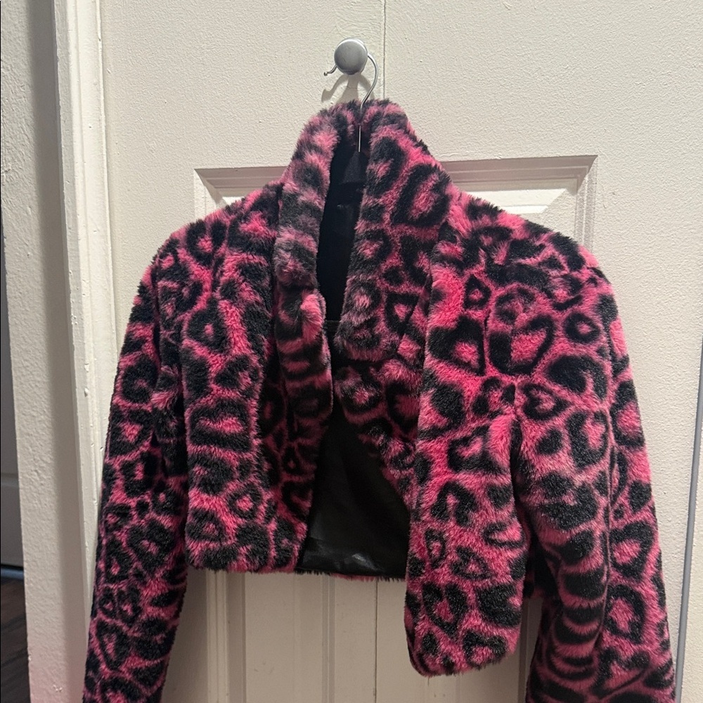 DollsKill Postergirl Cheetah print cropped jacket